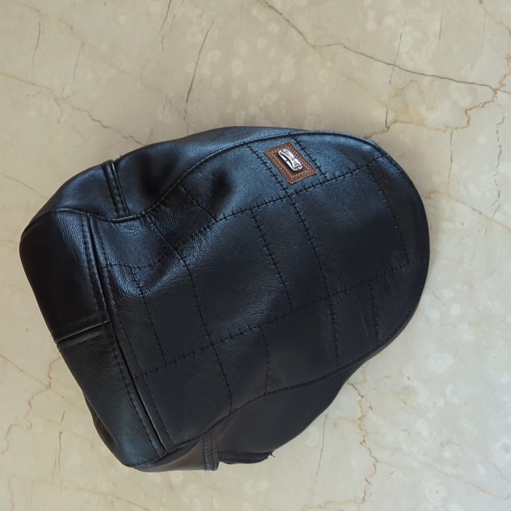 Jamont black Vegan leather flat cap